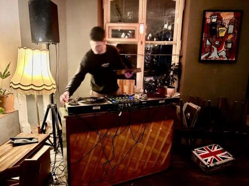 DJ-Kieztreff-Kamine